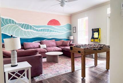 The Pink Shell Destin | Spacious Family Retreat Near Beaches - Destin, Florida