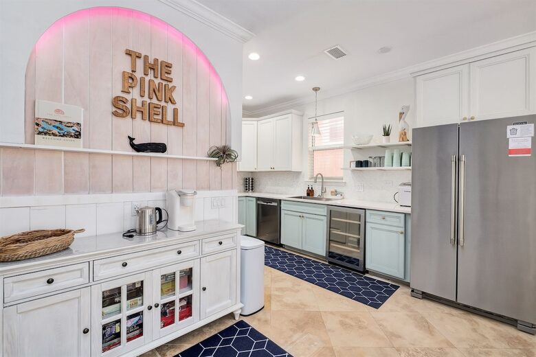 The Pink Shell Destin | Spacious Family Retreat Near Beaches - Destin, Florida