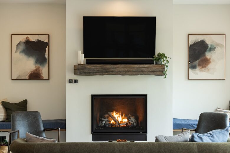 Modern Farmhouse Retreat with Waterfall Views in the Catskills - Kerhonkson, New York