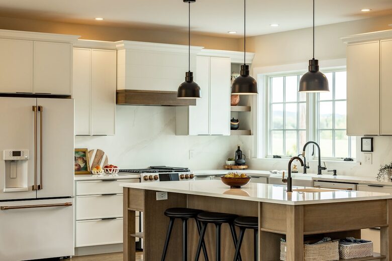 Modern Farmhouse Retreat with Waterfall Views in the Catskills - Kerhonkson, New York