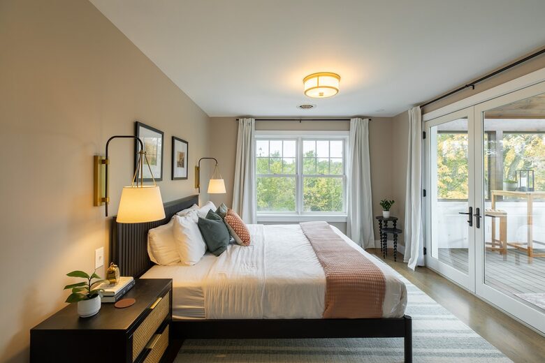 Modern Farmhouse Retreat with Waterfall Views in the Catskills - Kerhonkson, New York