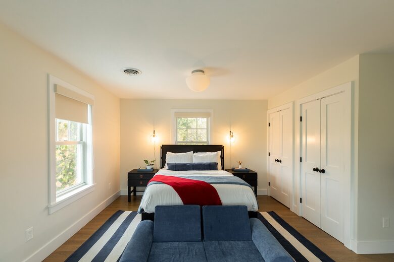 Modern Farmhouse Retreat with Waterfall Views in the Catskills - Kerhonkson, New York