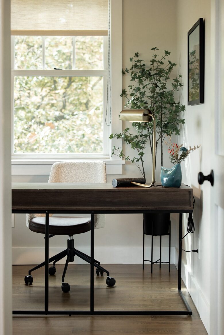 Modern Farmhouse Retreat with Waterfall Views in the Catskills - Kerhonkson, New York