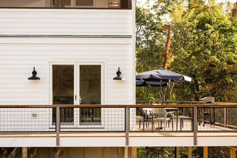 Modern Farmhouse Retreat with Waterfall Views in the Catskills - Kerhonkson, New York
