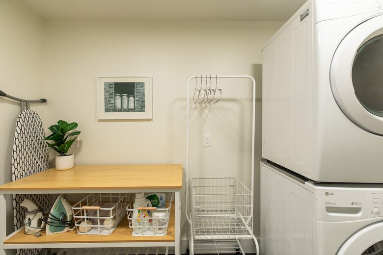 Modern Farmhouse Retreat with Waterfall Views in the Catskills - Kerhonkson, New York