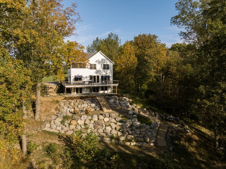 Modern Farmhouse Retreat with Waterfall Views in the Catskills - Kerhonkson, New York