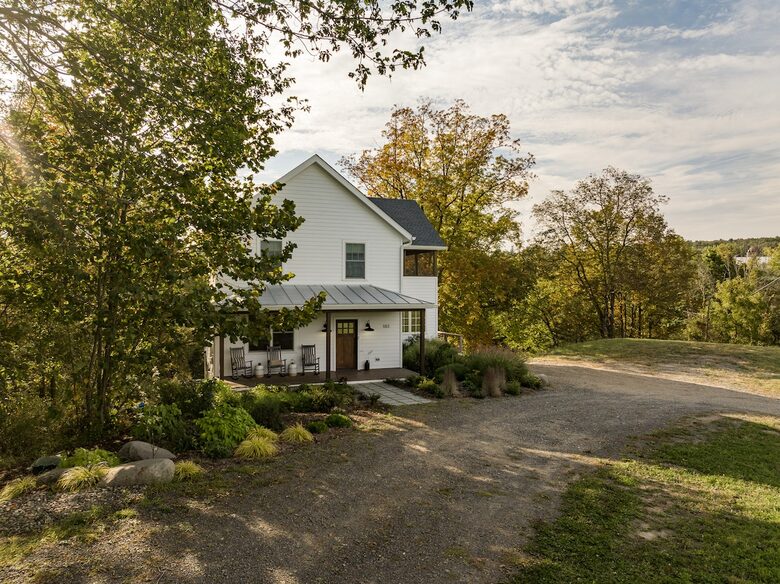 Modern Farmhouse Retreat with Waterfall Views in the Catskills - Kerhonkson, New York