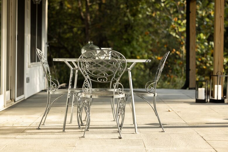 Modern Farmhouse Retreat with Waterfall Views in the Catskills - Kerhonkson, New York