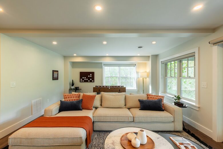 Modern Farmhouse Retreat with Waterfall Views in the Catskills - Kerhonkson, New York