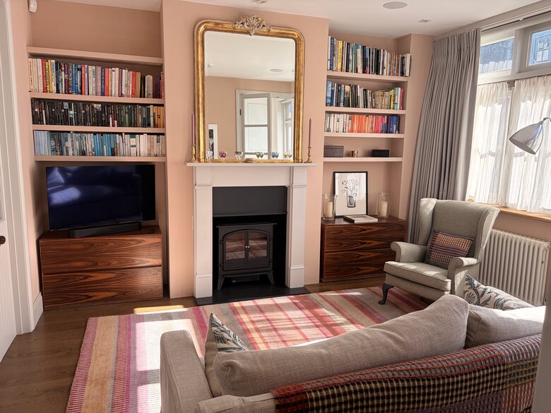 A Notting Hill Mews House with Rooftop Views - London, United Kingdom