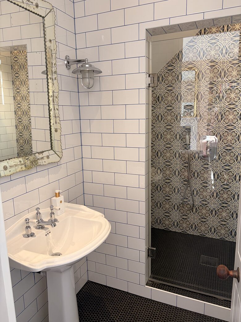 A Notting Hill Mews House with Rooftop Views - London, United Kingdom