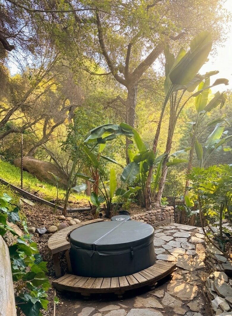 Hot Tub amid the trees