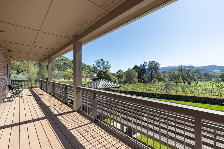 Villa Calistoga in Napa Valley Wine Country - Calistoga, California