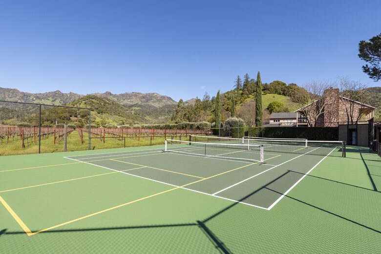 Villa Calistoga in Napa Valley Wine Country - Calistoga, California