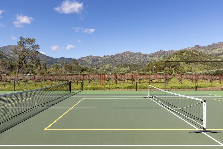 Villa Calistoga in Napa Valley Wine Country - Calistoga, California