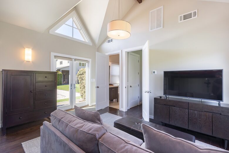 Villa Calistoga in Napa Valley Wine Country - Calistoga, California