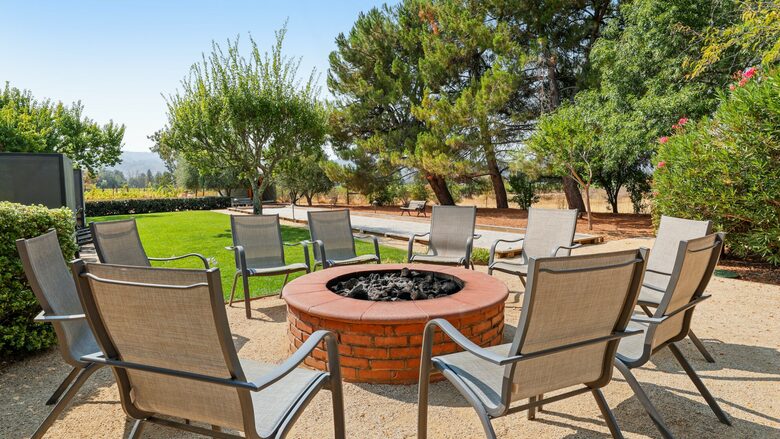 Villa Calistoga in Napa Valley Wine Country - Calistoga, California