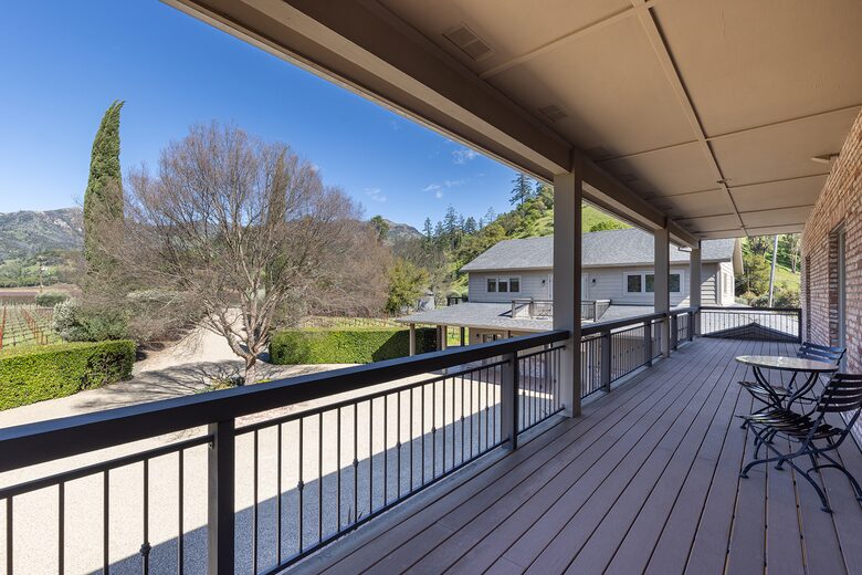 Villa Calistoga in Napa Valley Wine Country - Calistoga, California