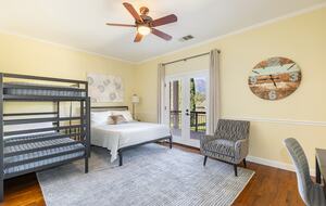 Villa Calistoga in Napa Valley Wine Country - Calistoga, California