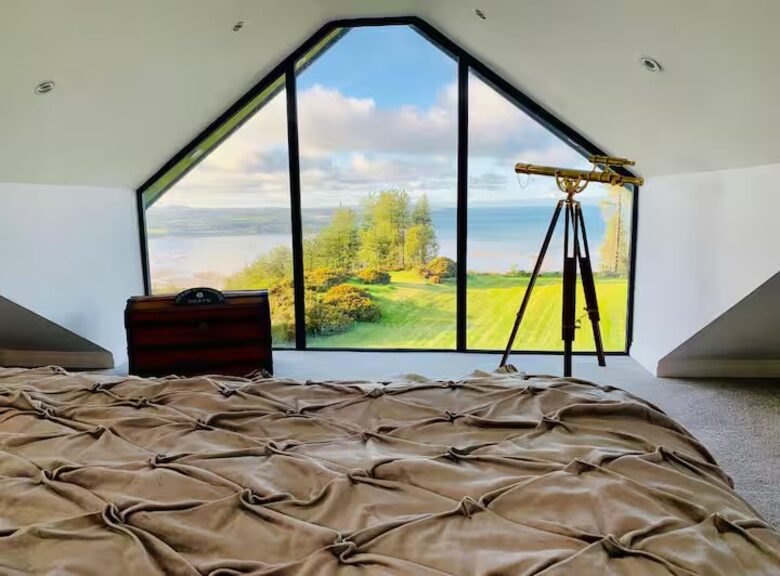 A Modern Sanctuary Above the Anglesey Coast - Llanddona, Isle of Anglesey, United Kingdom