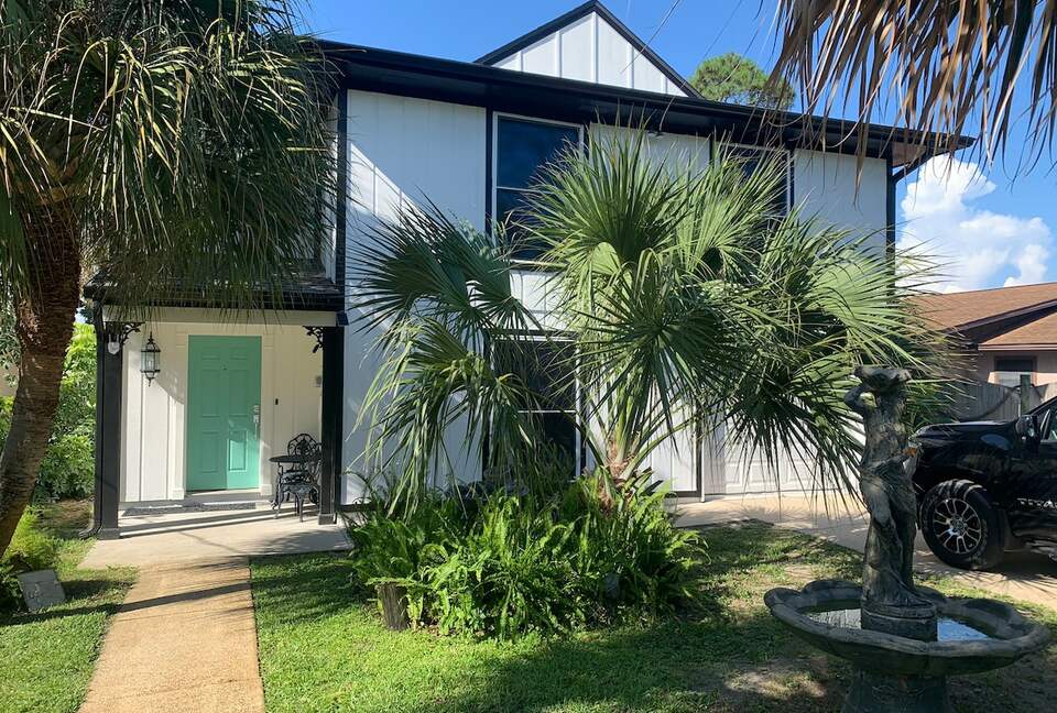 Panama City Beach Escape with Heated Pool & Gulf Access - Panama City, Florida