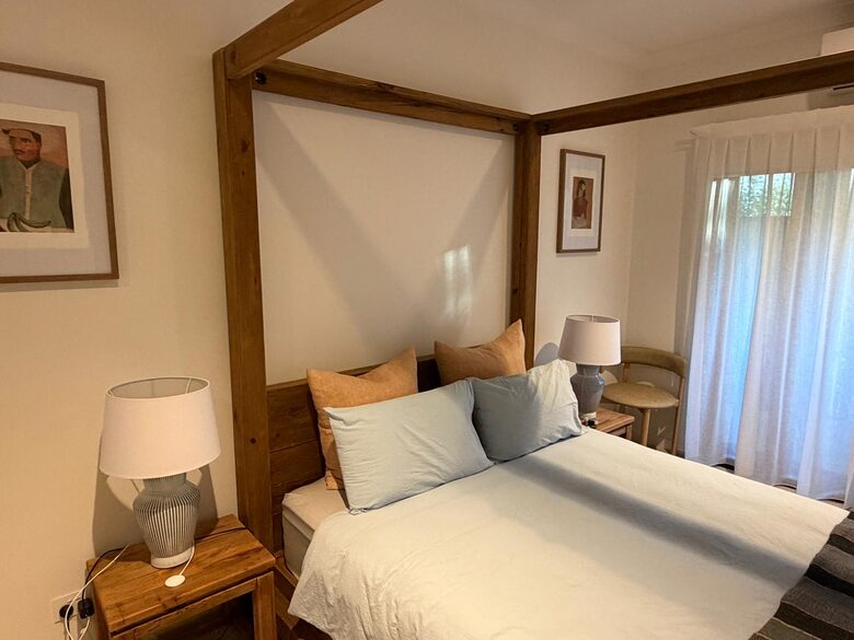 Private Courtyard and Lap Pool Retreat in Central Byron Bay - Byron Bay, Australia