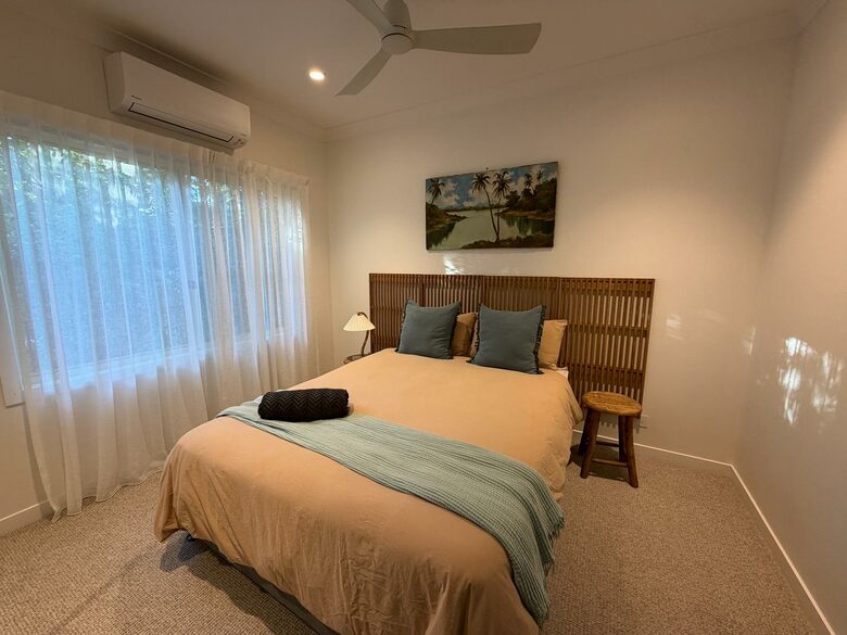 Private Courtyard and Lap Pool Retreat in Central Byron Bay - Byron Bay, Australia