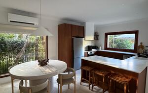 Private Courtyard and Lap Pool Retreat in Central Byron Bay - Byron Bay, Australia