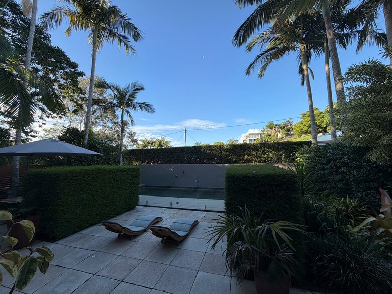 Private Courtyard and Lap Pool Retreat in Central Byron Bay - Byron Bay, Australia