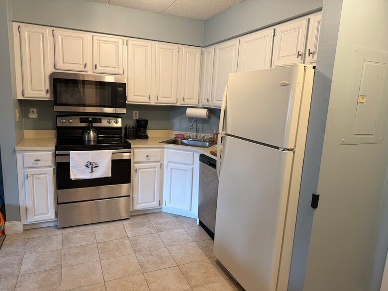 Cozy Ski-Inspired Escape at Mount Snow - West Dover, Vermont