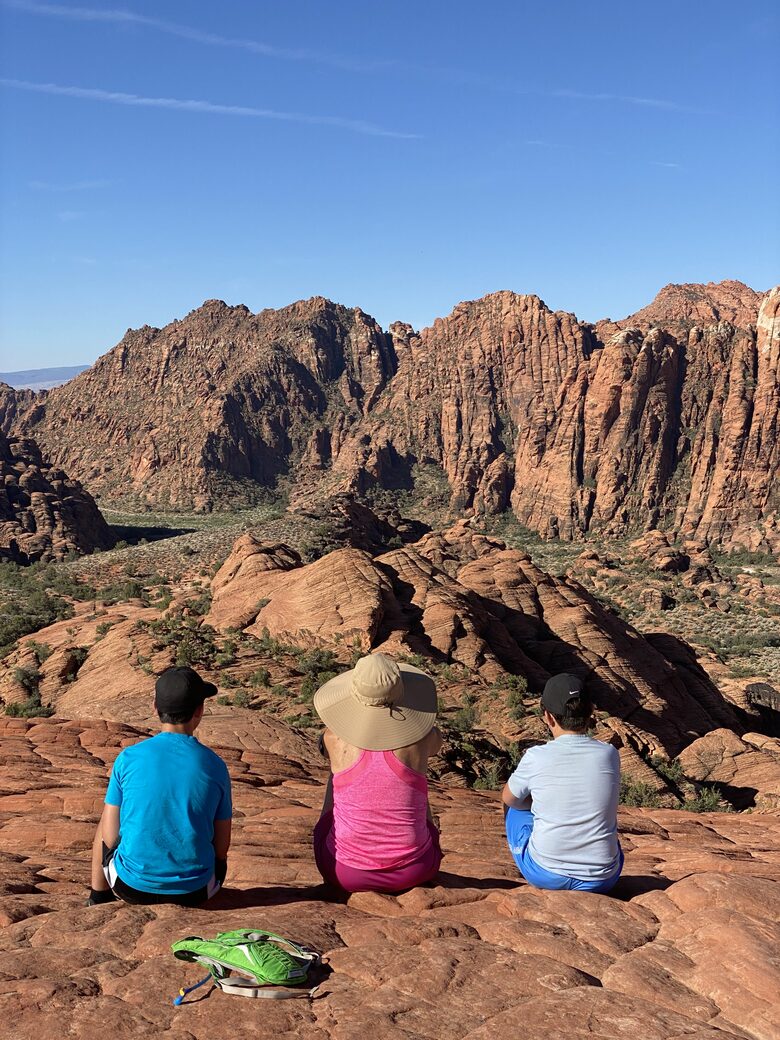 Cozy Red Rock Getaway with Outdoor Living & Pool - Ivins, Utah