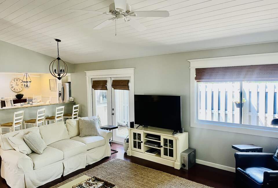 French doors open up to outdoor grill