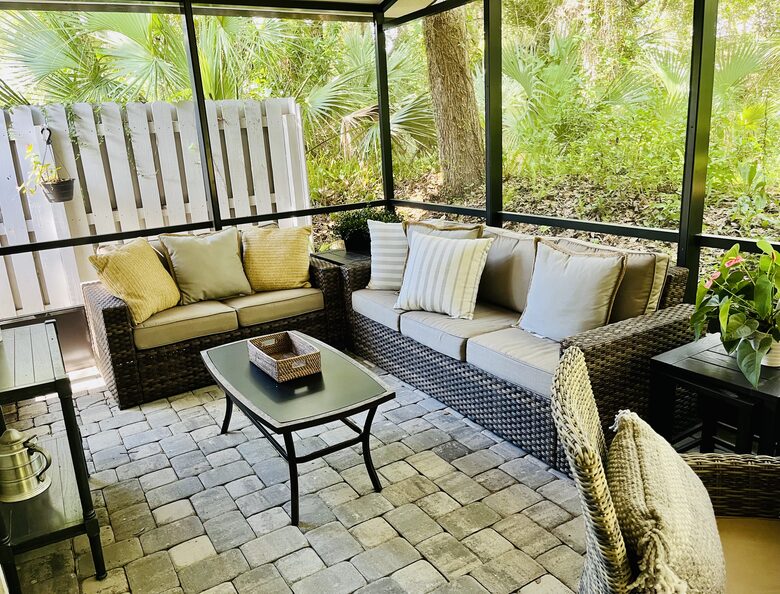 Relaxed Beach House in Sea Woods Community - New Smyrna Beach, Florida