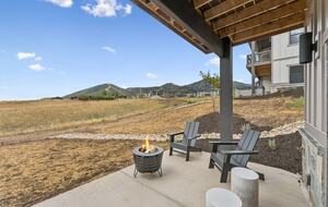 A Modern Mountain Retreat Near Deer Valley with Game Room & Hot Tub - Heber City, Utah