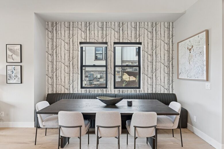 A Modern Mountain Retreat Near Deer Valley with Game Room & Hot Tub - Heber City, Utah