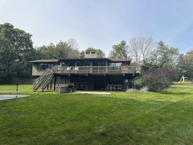 Rhode Island Vineyard-Adjacent Coastal Retreat - Portsmouth, Rhode Island