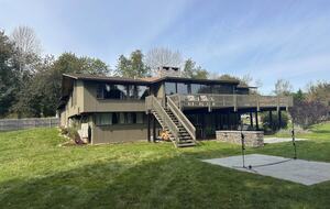 Rhode Island Vineyard-Adjacent Coastal Retreat - Portsmouth, Rhode Island