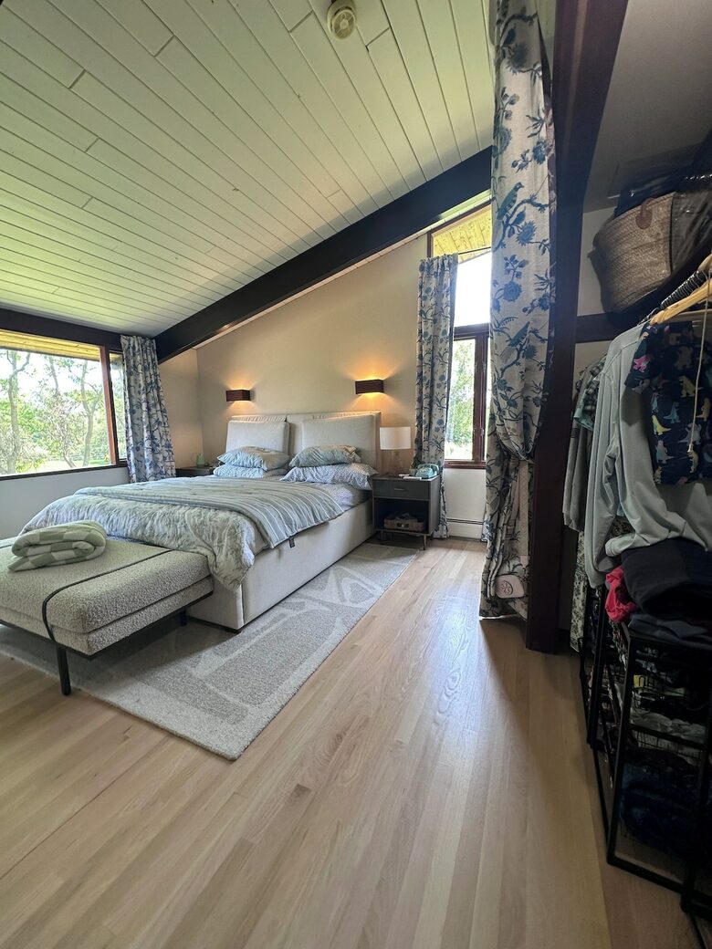 Rhode Island Vineyard-Adjacent Coastal Retreat - Portsmouth, Rhode Island