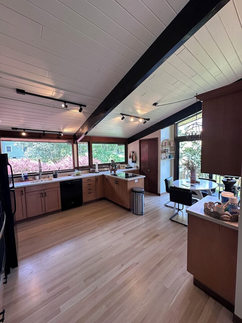 Rhode Island Vineyard-Adjacent Coastal Retreat - Portsmouth, Rhode Island