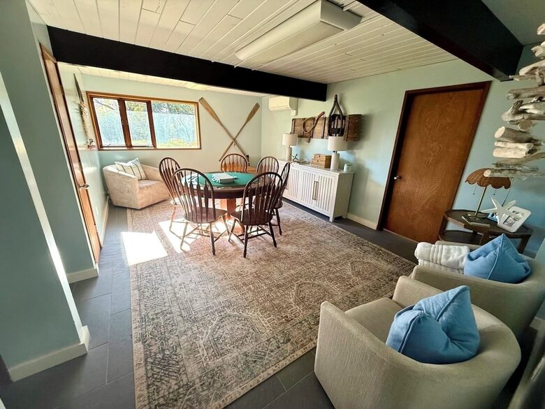 Rhode Island Vineyard-Adjacent Coastal Retreat - Portsmouth, Rhode Island