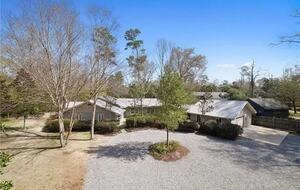 Covington River Escape - Covington, Louisiana