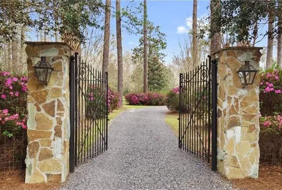 Covington River Escape - Covington, Louisiana