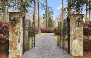 Covington River Escape - Covington, Louisiana