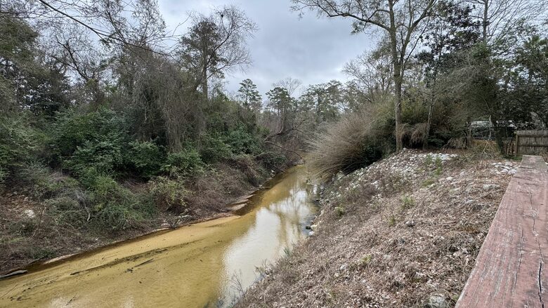 Covington River Escape - Covington, Louisiana
