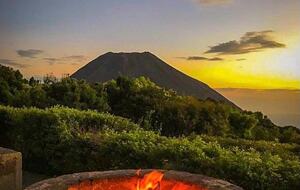 Volcanic Views & Refined Comfort - Santa Ana, El Salvador