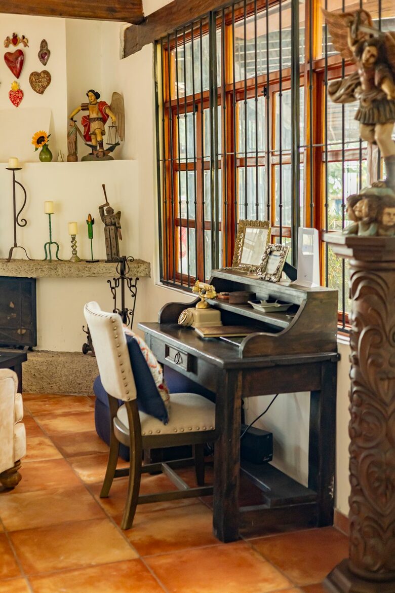 Volcanic Views & Refined Comfort - Santa Ana, El Salvador