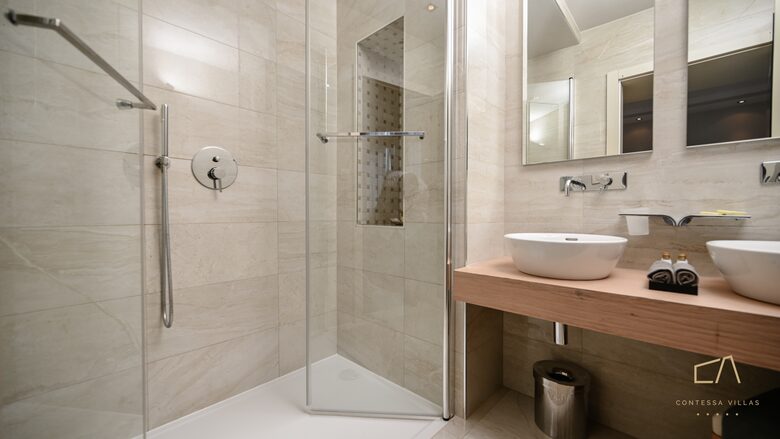 Adriatic Elegance in Coastal Malinska - Zidarići, Croatia