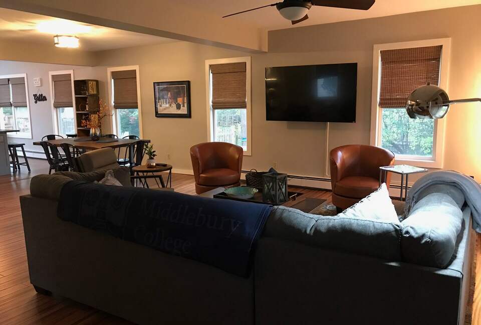 Charming Middlebury Retreat in the Heart of Town - Middlebury, Vermont