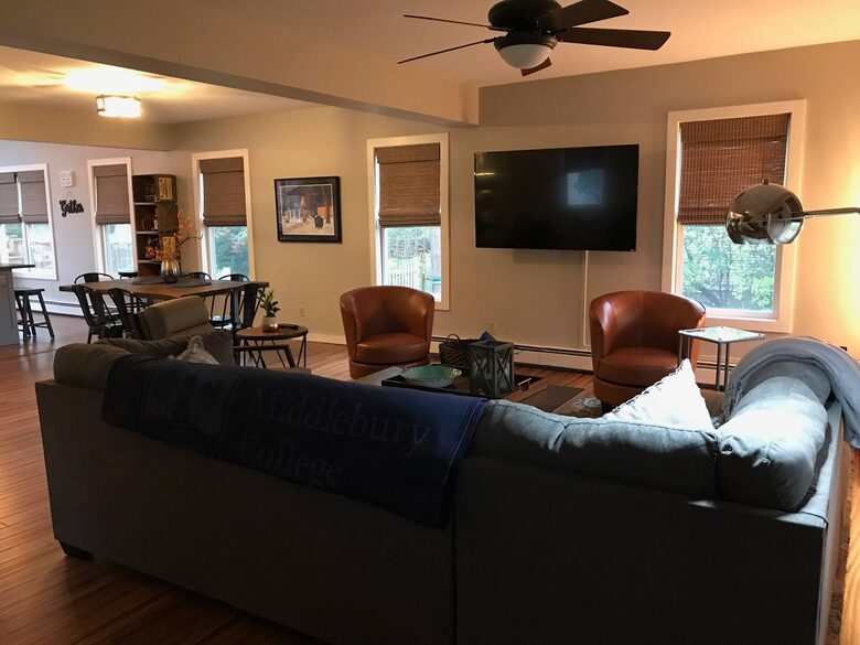 Charming Middlebury Retreat in the Heart of Town - Middlebury, Vermont