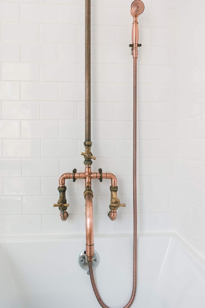 A Design-Led Country Home Near Sandbanks and East Lake - Cherry Valley, Canada